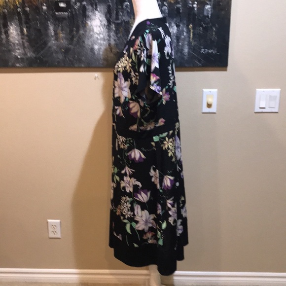 Liz Claiborne Career Woman Floral V-Neck Short Sleeved Dress-Size 1X - Picture 4 of 8